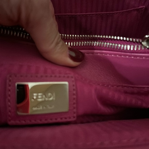 Fendi bag pink color, excellent mint condition - Picture 12 of 13